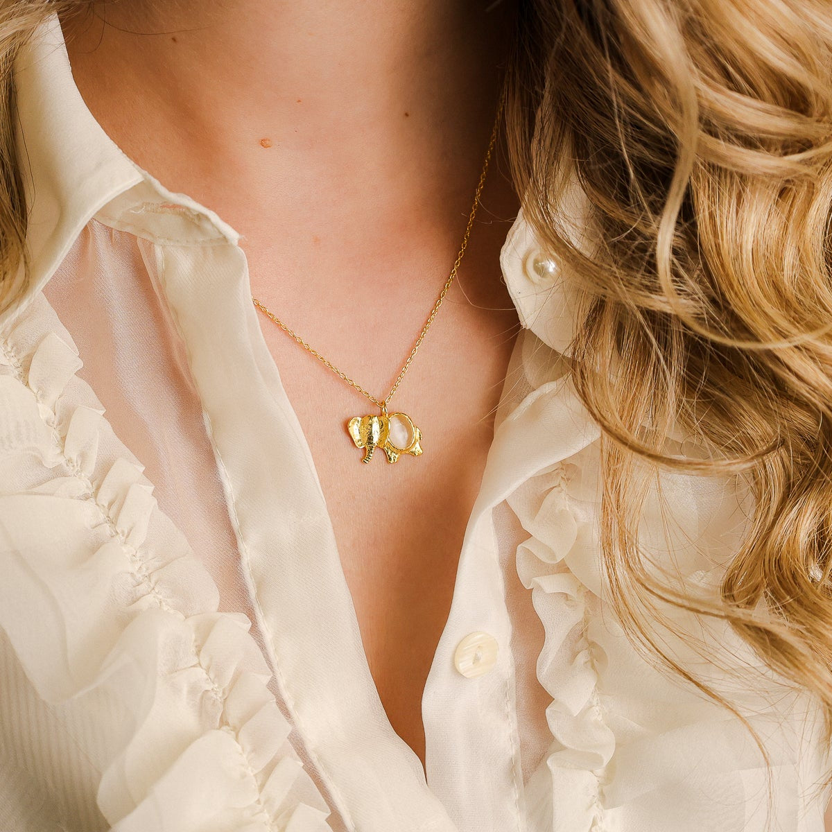 Fio Elefante em Prata Dourada com Pedra Hidrotermal