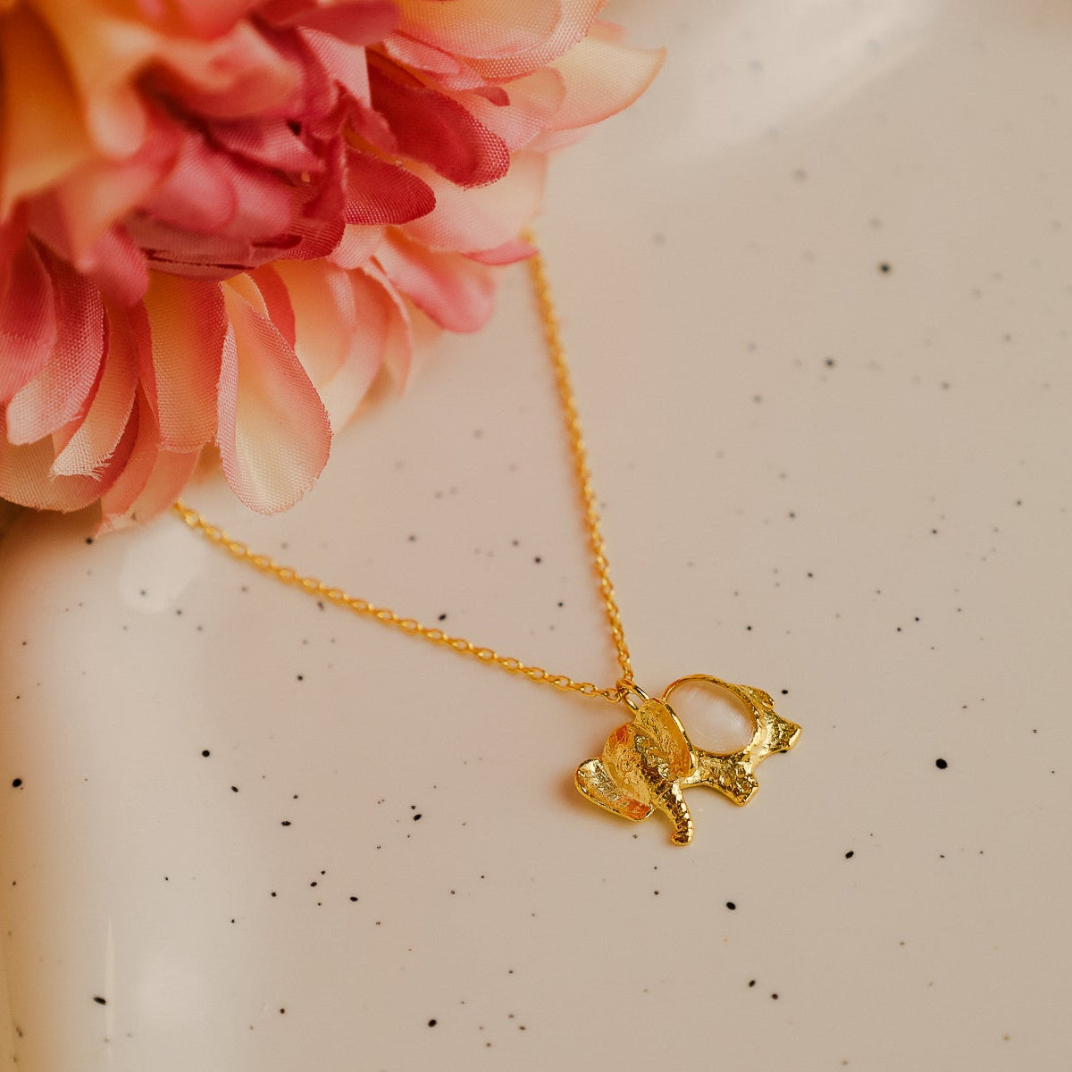 Fio Elefante em Prata Dourada com Pedra Hidrotermal