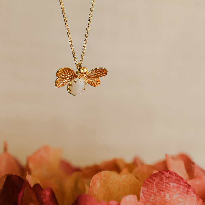 Fio Abelha em Prata Dourada com Pedra Hidrotermal