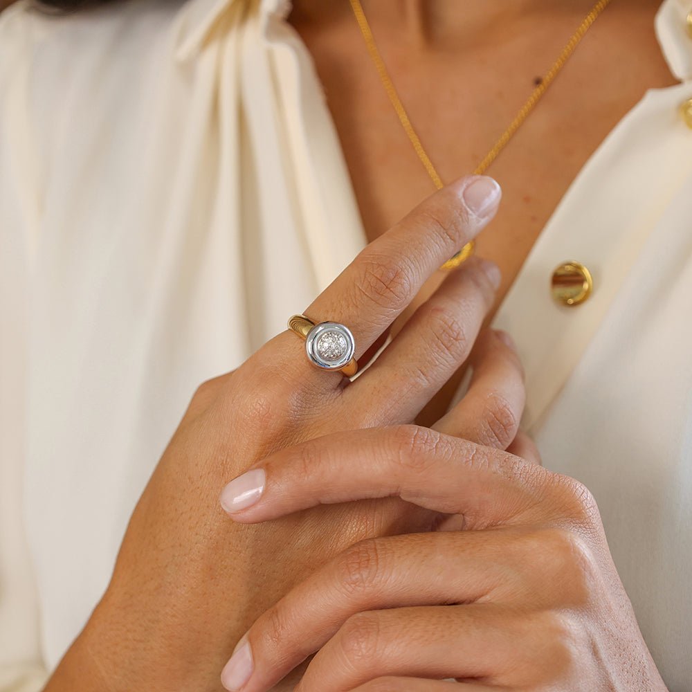 Anel Bicolor em Ouro 19kl com Diamantes (T16) - Loja do Ouro