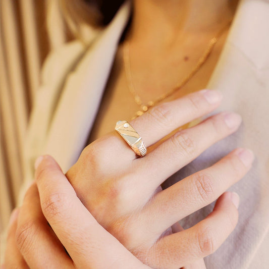 Anel Bicolor em Ouro com Zirconia (T19) - Loja do Ouro