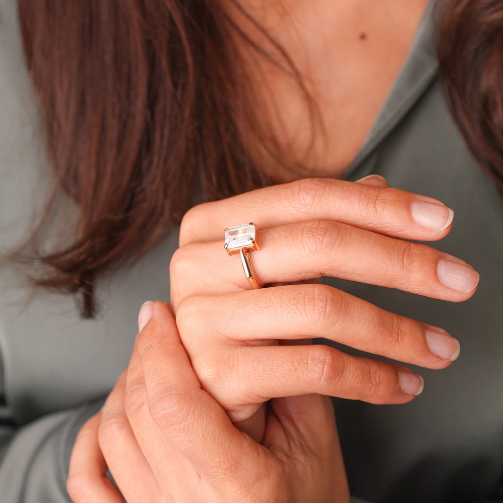 Anel em Ouro 19kl com Zircão ao Centro (T23) - Loja do Ouro