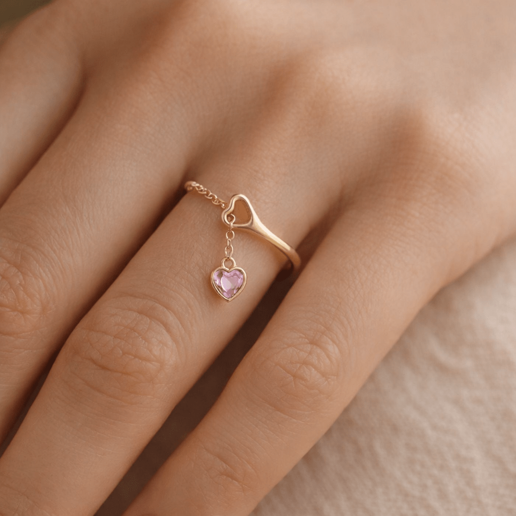 Anel em Prata Dourada com Pendente Coração Rosa - Loja do Ouro