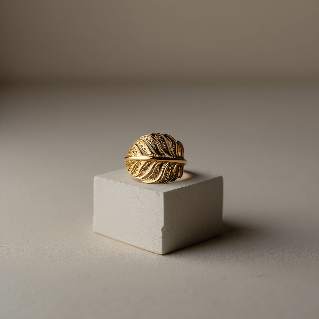 Anel Folha Ajustável em Prata Dourada - Loja do Ouro