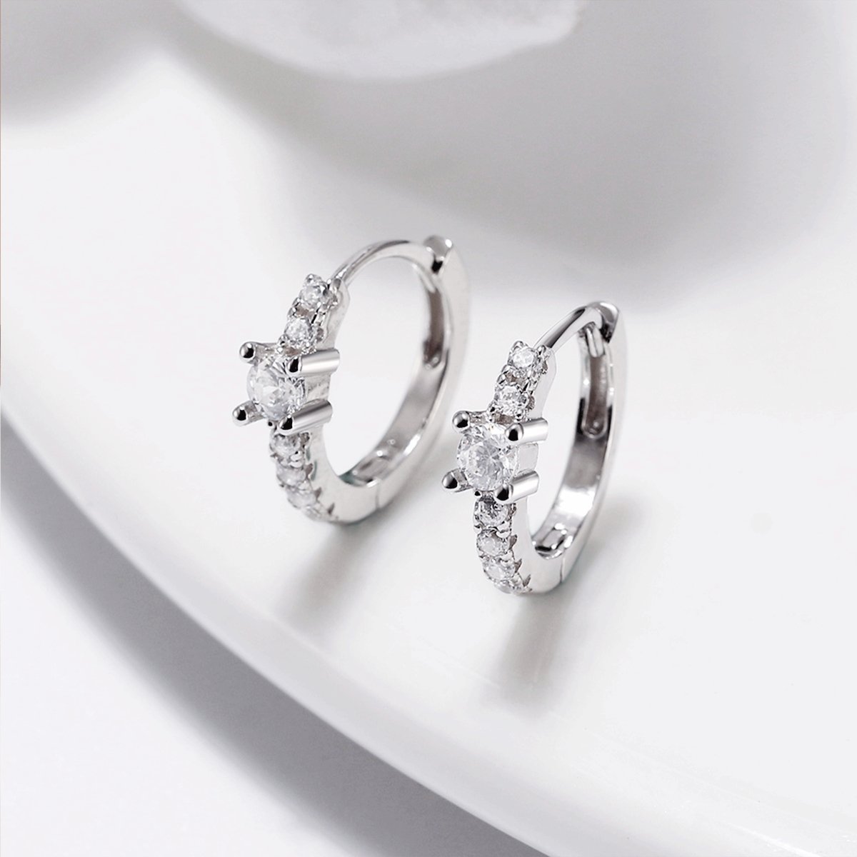 Argolas em Prata com Zircónias (1.1cm) - Loja do Ouro