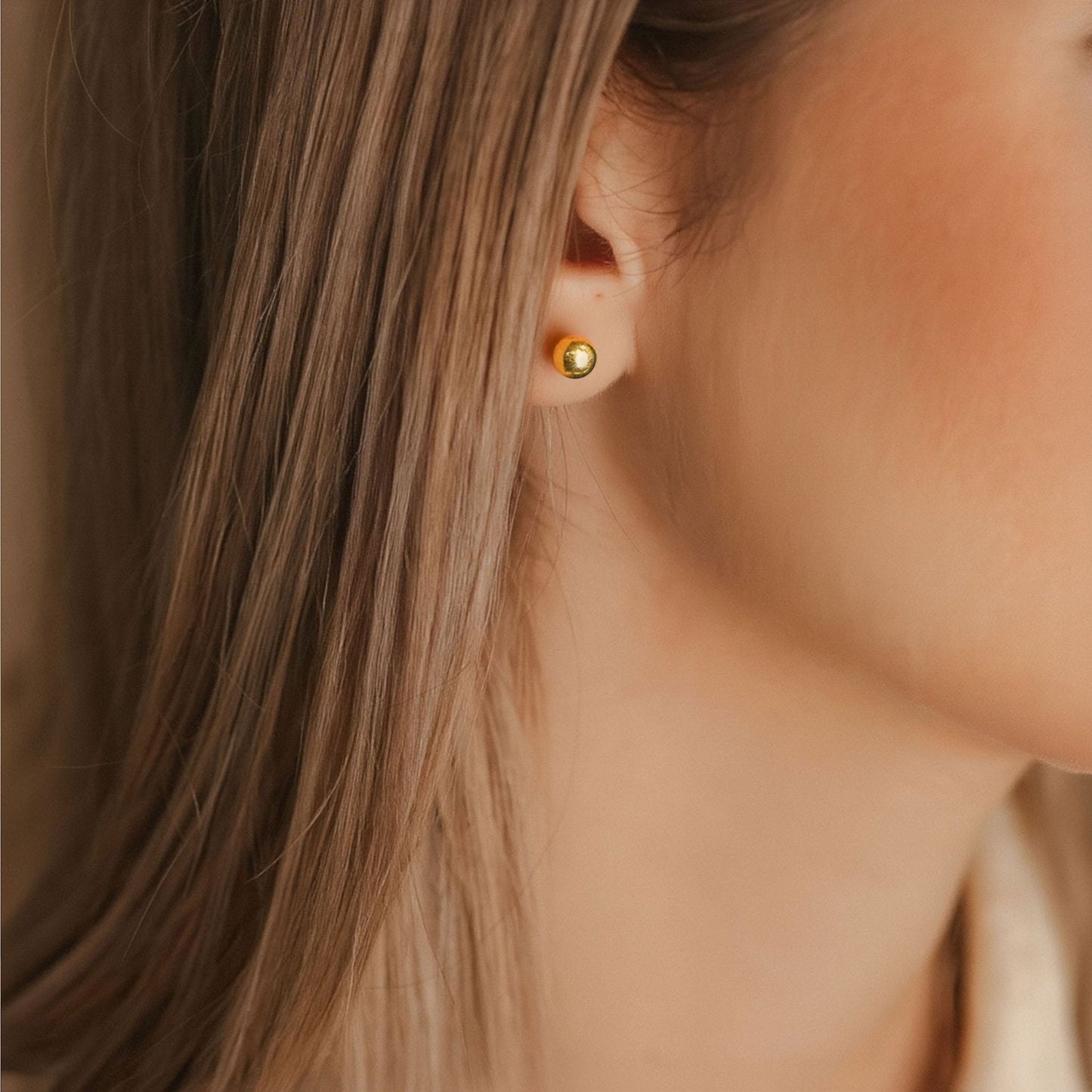 Brincos Bola Escovada em Ouro 19kl (8.1mm) - Loja do Ouro