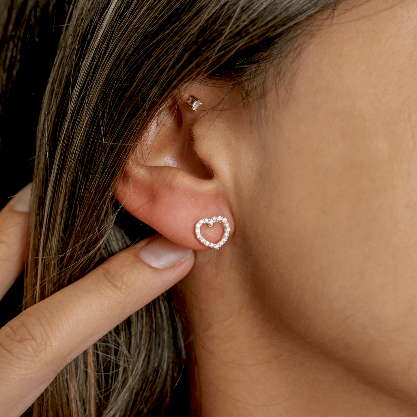 Brincos Coração em Prata Dourada com Zircónias - Loja do Ouro