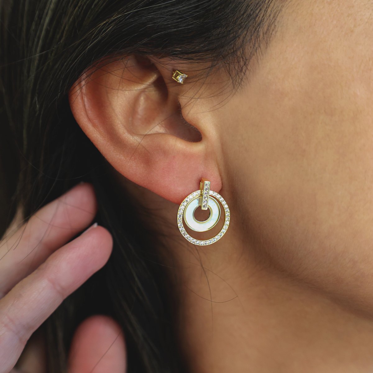 Conjunto Fio e Brincos Circulo Duplo em Prata com Madrepérola e Zircónias - Loja do Ouro