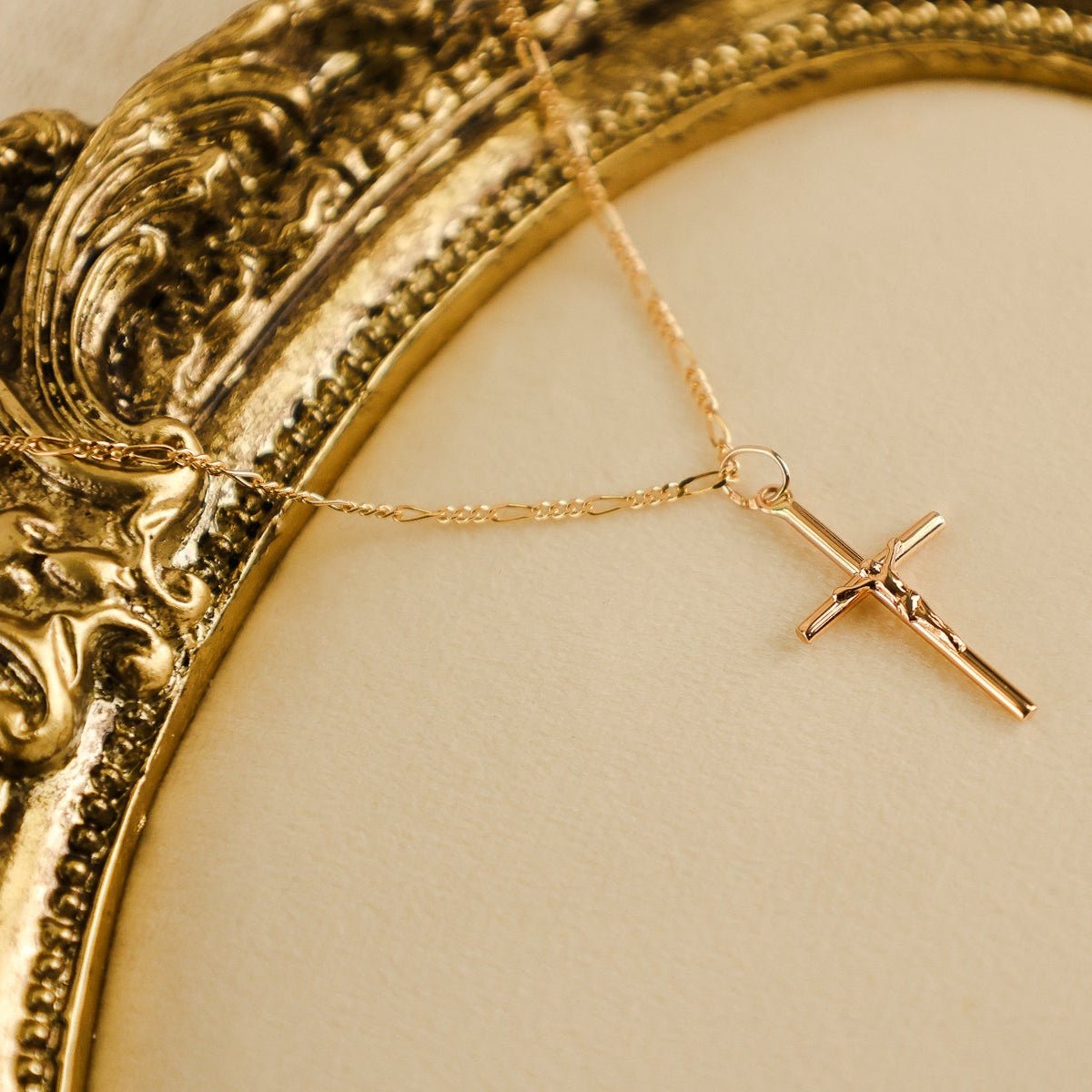 Crucifixo em Ouro 19kl (2.36cm) - Loja do Ouro