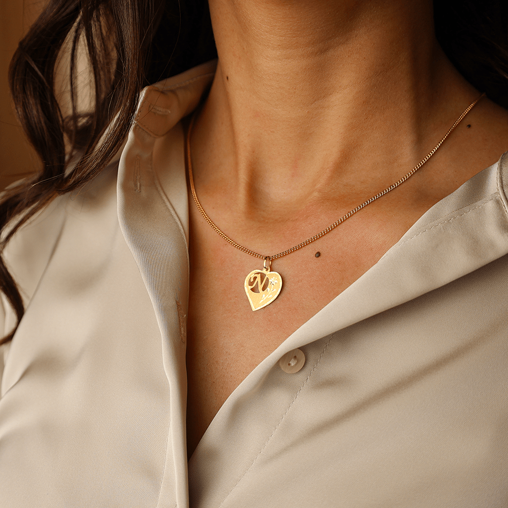 Medalha Coração em Ouro 19kl com Letra N (1.7cm) - Loja do Ouro