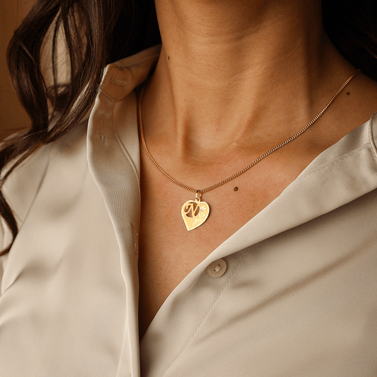 Medalha Coração em Ouro 19kl com Letra N (1.7cm) - Loja do Ouro