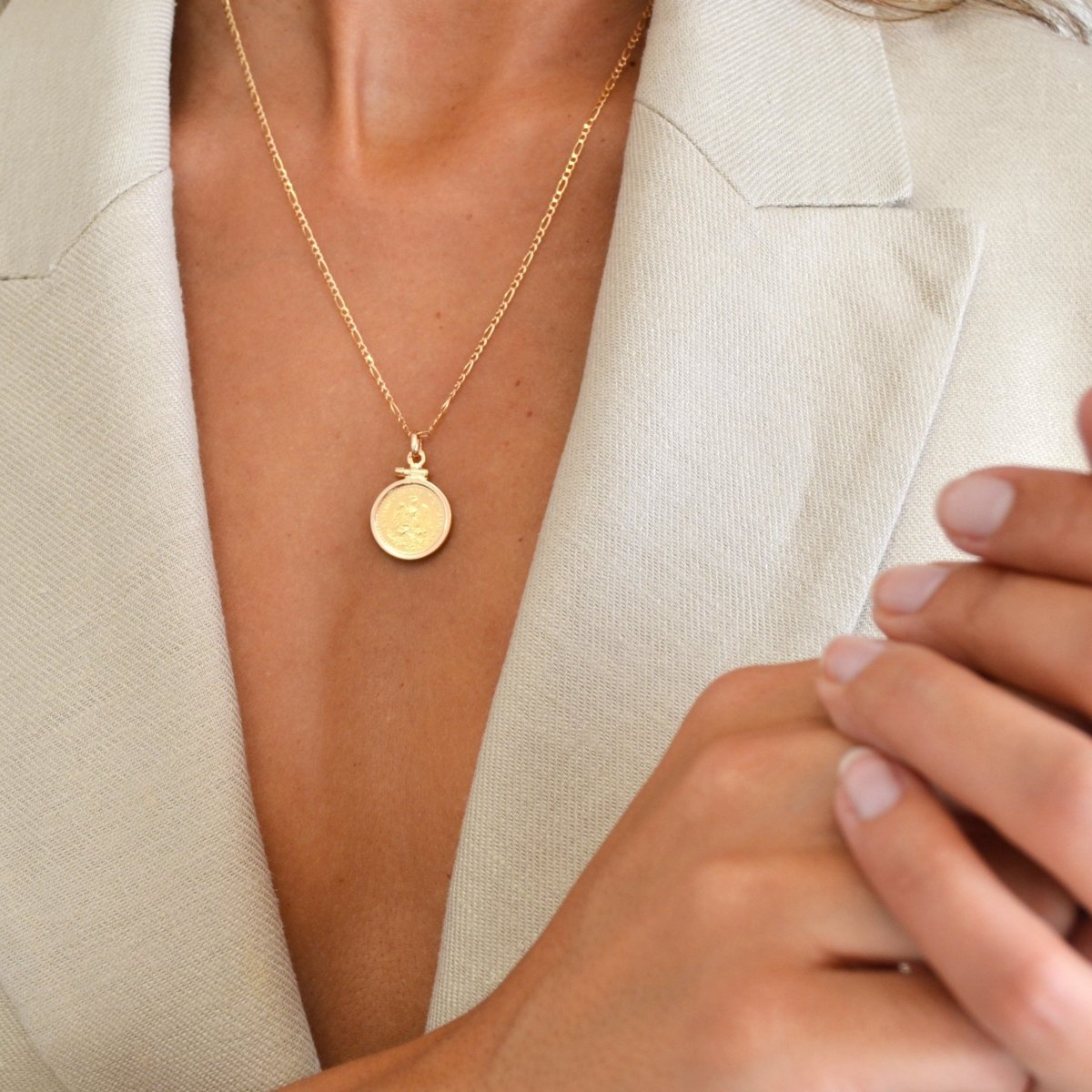 Moeda de 2.5 Pesos Mexicanos em Ouro de 22kl (1945) com Aro Simples 19kl - Loja do Ouro