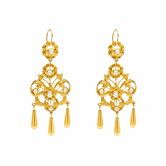 Pendientes Celestia en Plata Dorada 925 y Perla Blanca