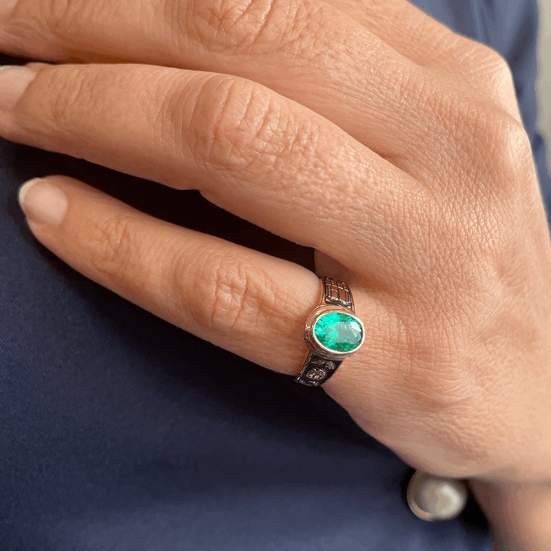 Anel Curso (ESES) em Ouro 19kl com Quartzo Verde (T12) - Loja do Ouro