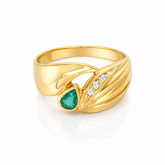 Anel em Ouro 19kl com Diamantes e Jade (T16) - Loja do Ouro