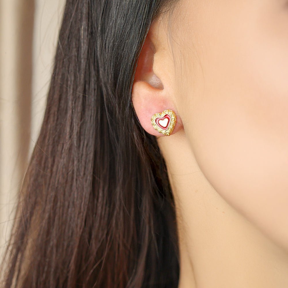 Brincos Coração Vermelho em Prata Dourada com Caramujos - Loja do Ouro