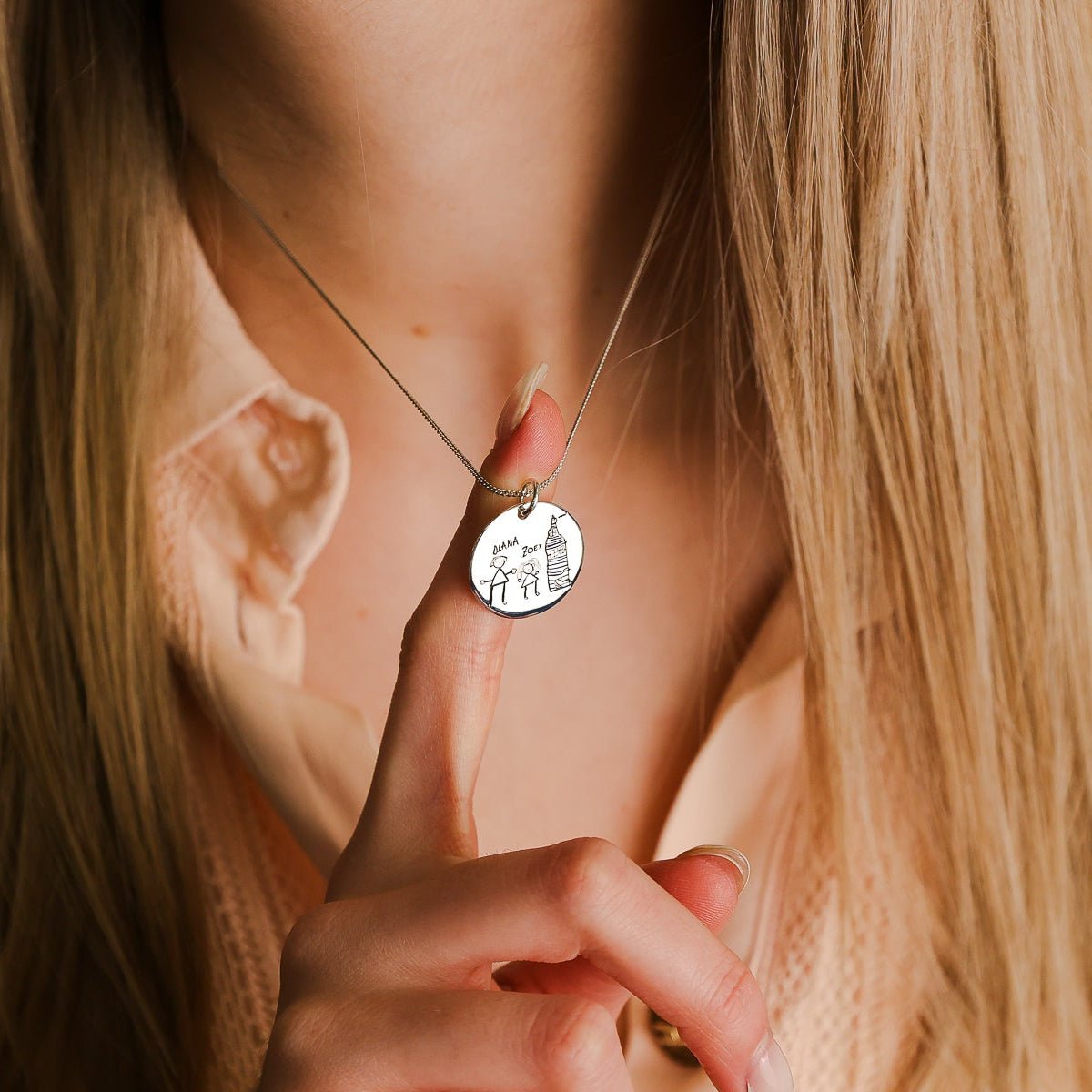 Fio Dia da Mãe em Prata com Desenho Personalizável - Loja do Ouro