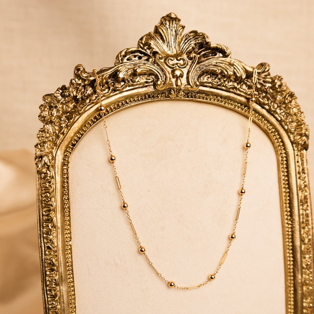 Fio em Ouro 19kl com Traves e Esferas (46.5cm) - Loja do Ouro