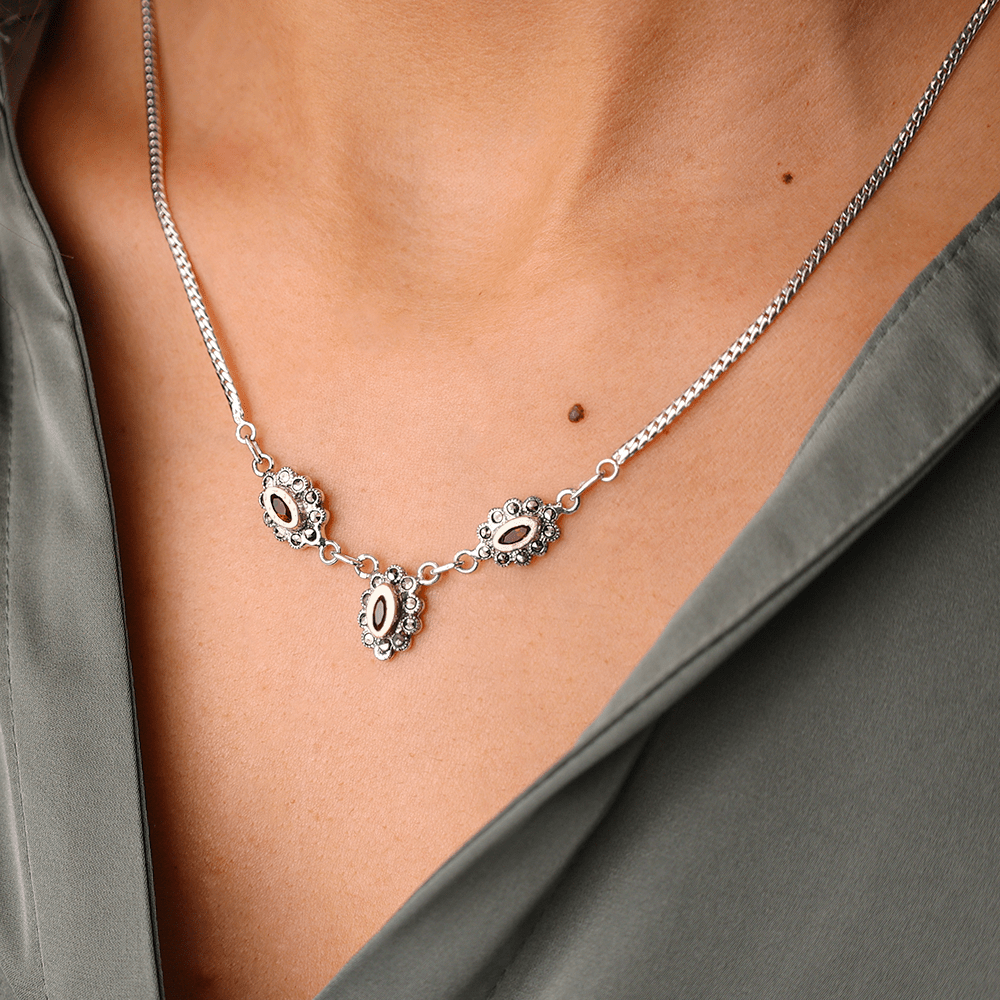 Fio em Prata com Pedras Vermelhas e Marcassites - Loja do Ouro