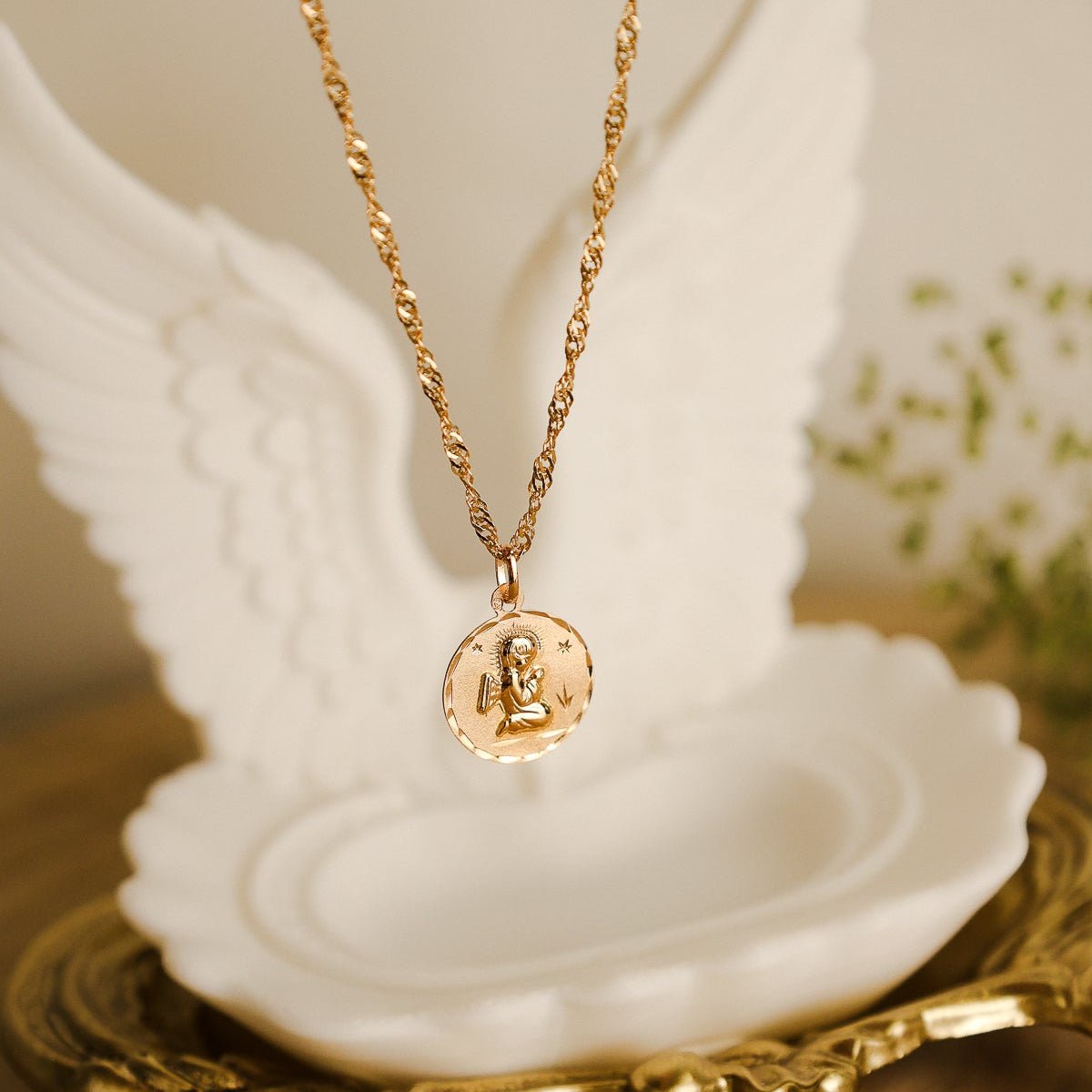 Medalha Anjo da Guarda em Ouro 19kl com Lapidações (1.45cm) - Loja do Ouro