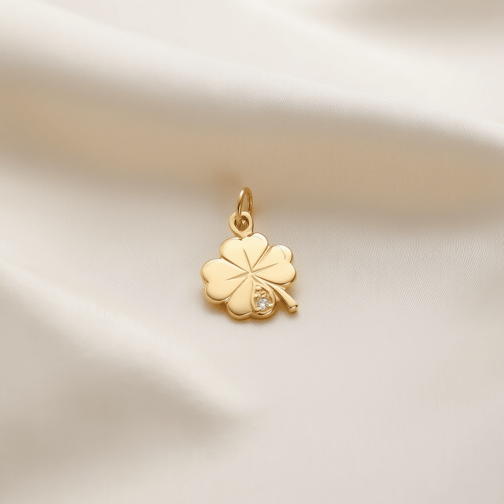 Medalha Trevo em Ouro de 19kl (1.9cm) - Loja do Ouro