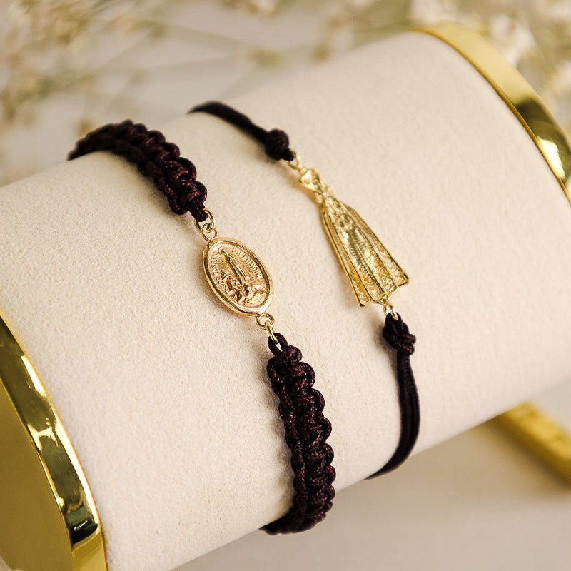 Pulseira Ajustável em Nylon Castanho com Medalha N Sra de Fátima - Loja do Ouro
